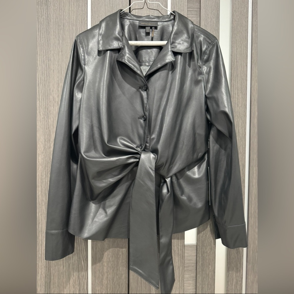 Donna Karan Button Up